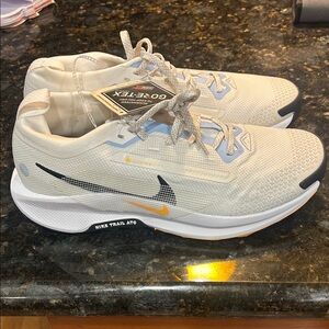 Nike Pegasus Trail 5 GRX Gore-Tex Trail Running Shoes Women’s Sz 12/Mens 10.5